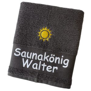 Schnoschi_Handtuch_Dunkelgrau_Sonne_Saunakönig_Personalisiert_Gestickt.jpg Besticktes Handtuch mit Bordüre | Alle Größen mit Wunschtext & Motiv